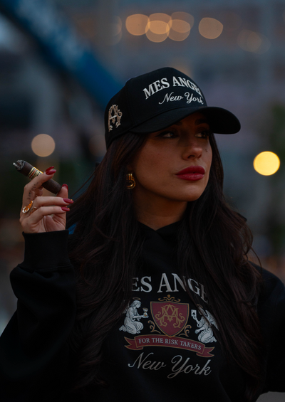 Caps